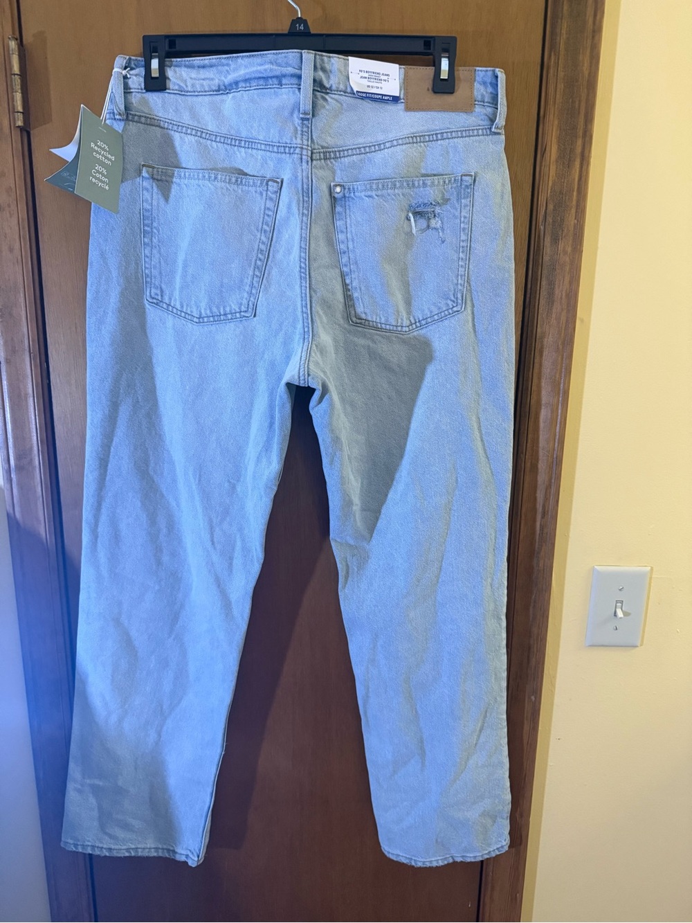 H&M Women's High Rise Light Blue Denim Jeans 90’s Boyfriend